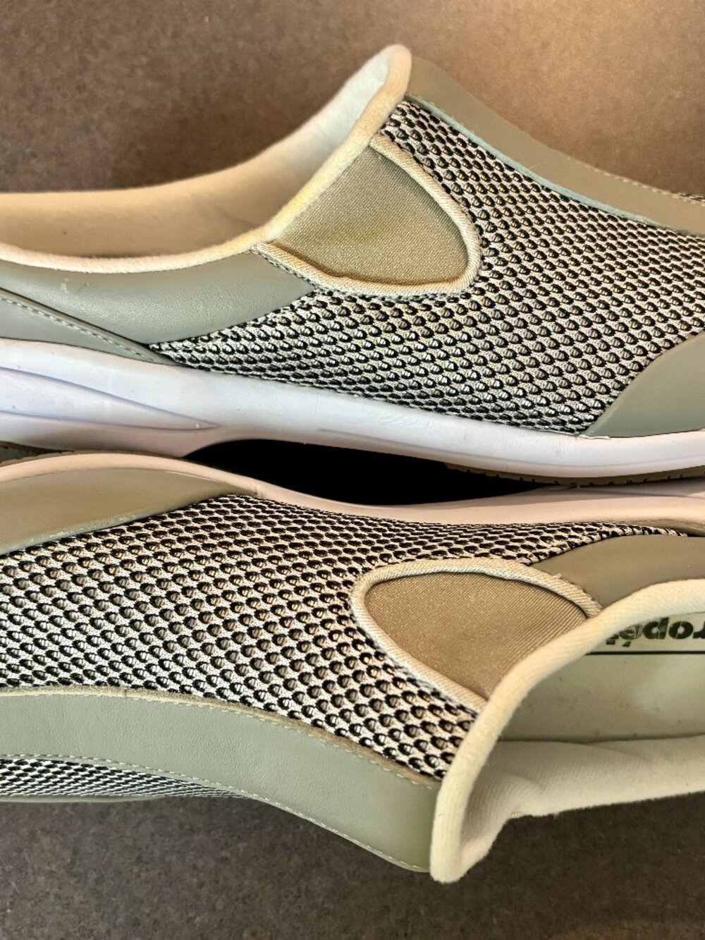 ~~Propet Silver Mesh Washable Walker Slide Women's 10.5 Wide ********there is so